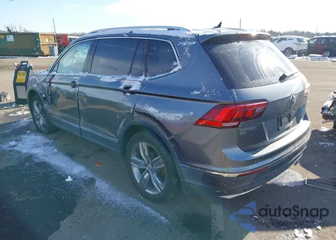 2019 Volkswagen Tiguan 2.0T Sel Premium/2.0T Sel Premium R-Line z USA, uszkodzony, nr VIN 3VV4B7AX8KM021518